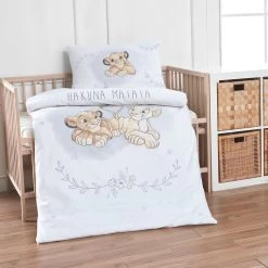 Baby Bettwäsche-Set Flanell "Disney's König Der Löwen" In Weiß -Angebote Märchen & Magie Store disney konig der lowen baby bettwasche set flanell disneys konig der lowen in weiss 3