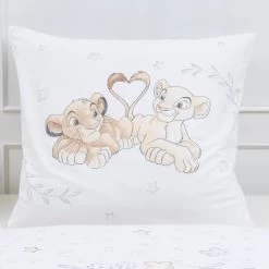 Kinder Bettwäsche-Set "Disney's König Der Löwen" In Weiß -Angebote Märchen & Magie Store disney konig der lowen kinder bettwasche set disneys konig der lowen in weiss 3